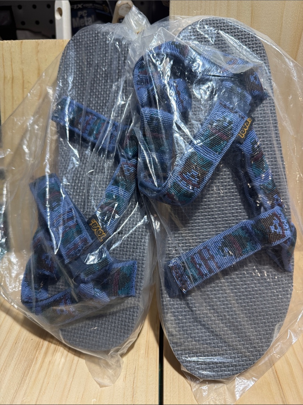 NWT RARE Teva x Woolrich Original Universal Sandals. Sample. Deadstock.